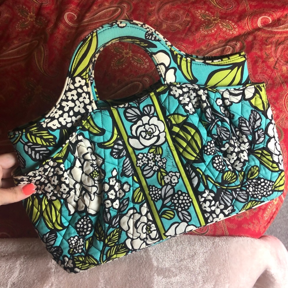 Vera Bradley Tote - Picture 4 of 4
